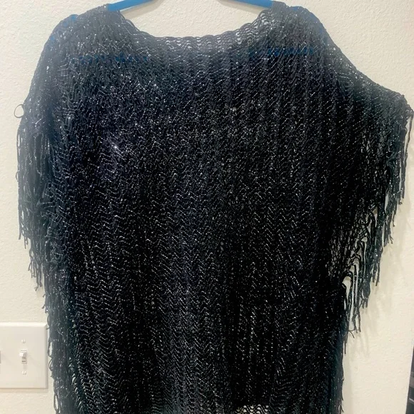 Women’s Fashion Kimono Fringe Coverup - Picture 5 of 7